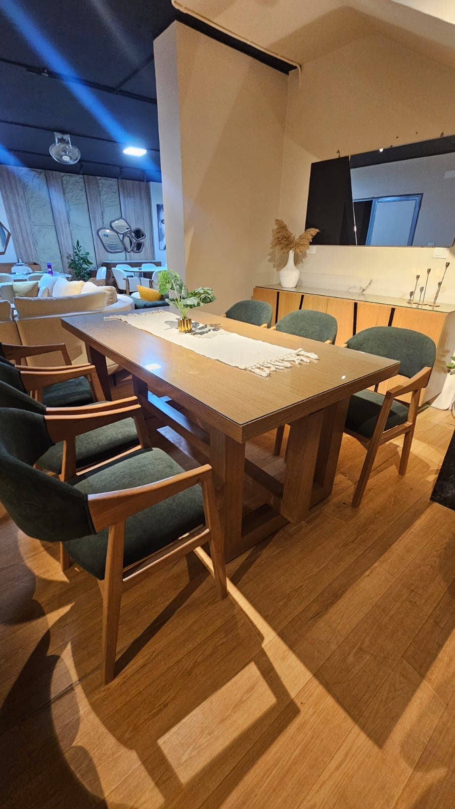 Soul Dining Table Set